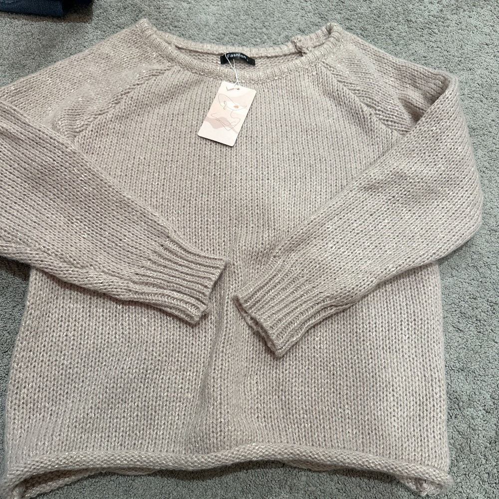 Fashion sweater